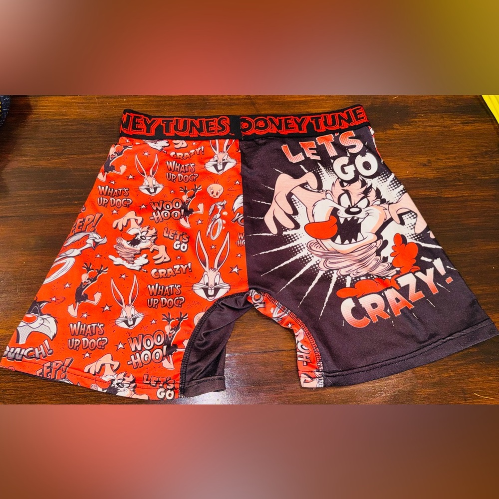 Warner Bros. Looney Tunes Red and Black Men's Shorts - Picture 2 of 3